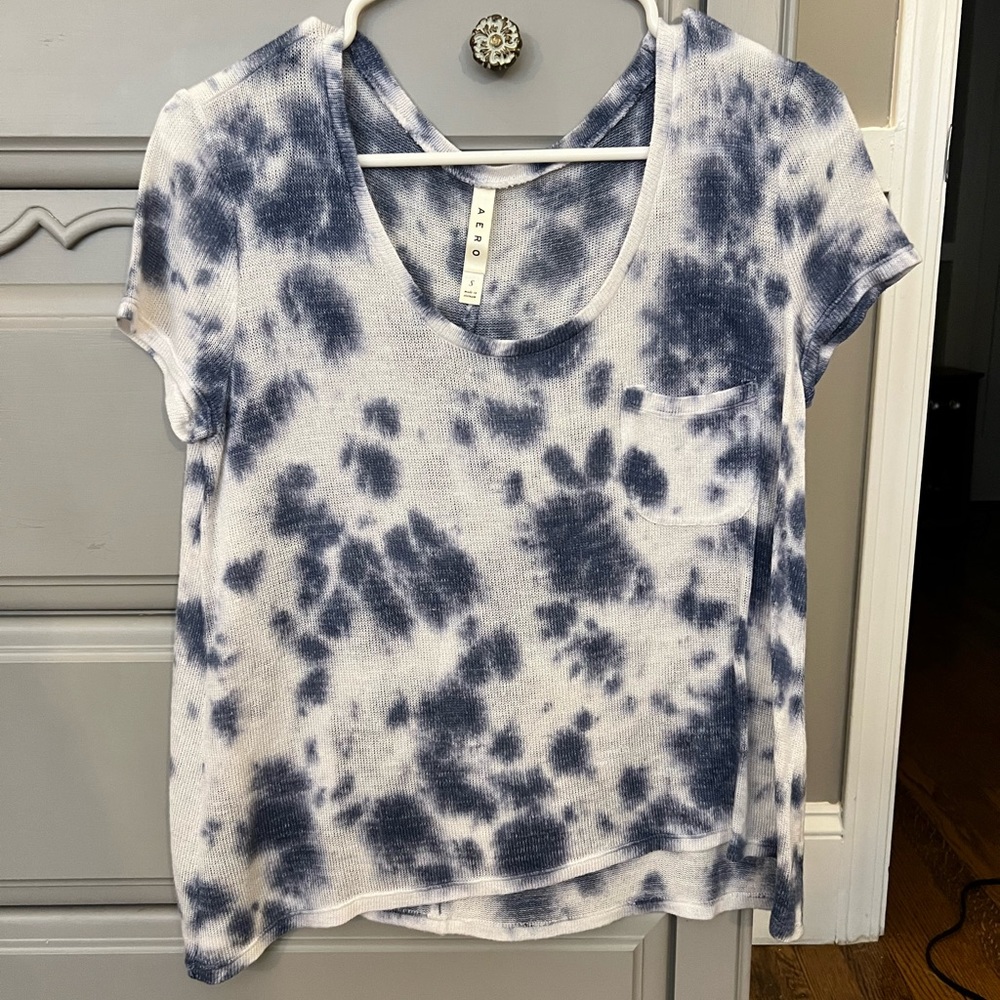 Blue and white oversized short sleeve shirt, great condition